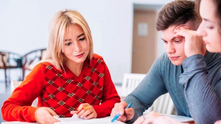 Modern Approaches to Education Counseling Today